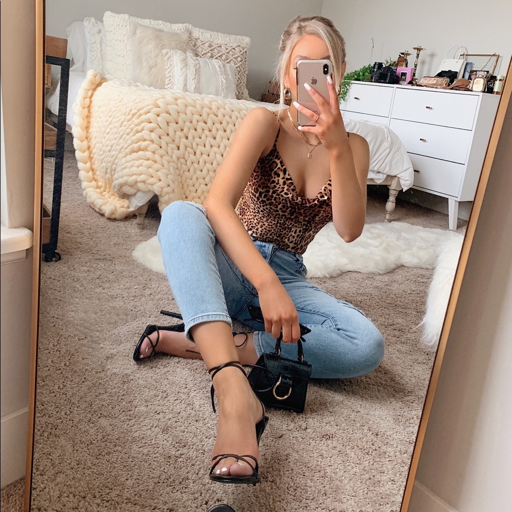 Leopard Cowl neck tank 🐆